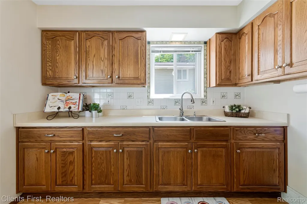 32714 Cowan Road Westland City MI 48185