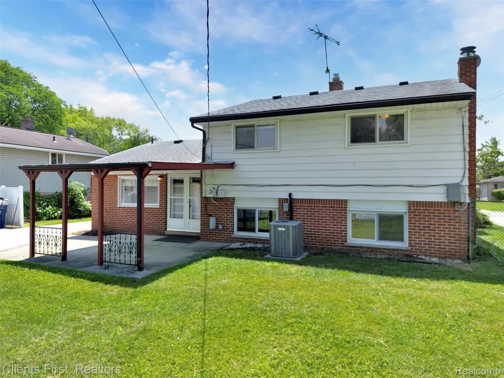 32714 Cowan Road Westland City MI 48185