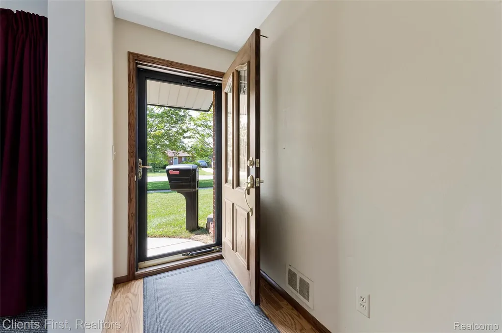 32714 Cowan Road Westland City MI 48185