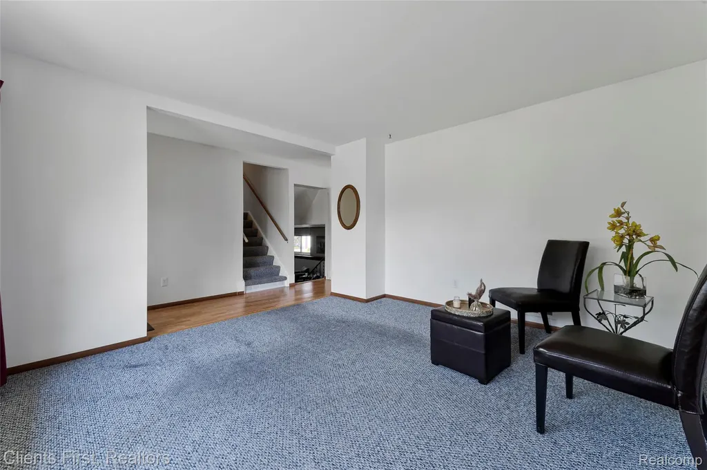 32714 Cowan Road Westland City MI 48185