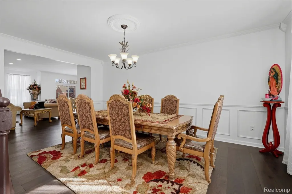 42575 Silverwood Drive Sterling Heights City MI 48314