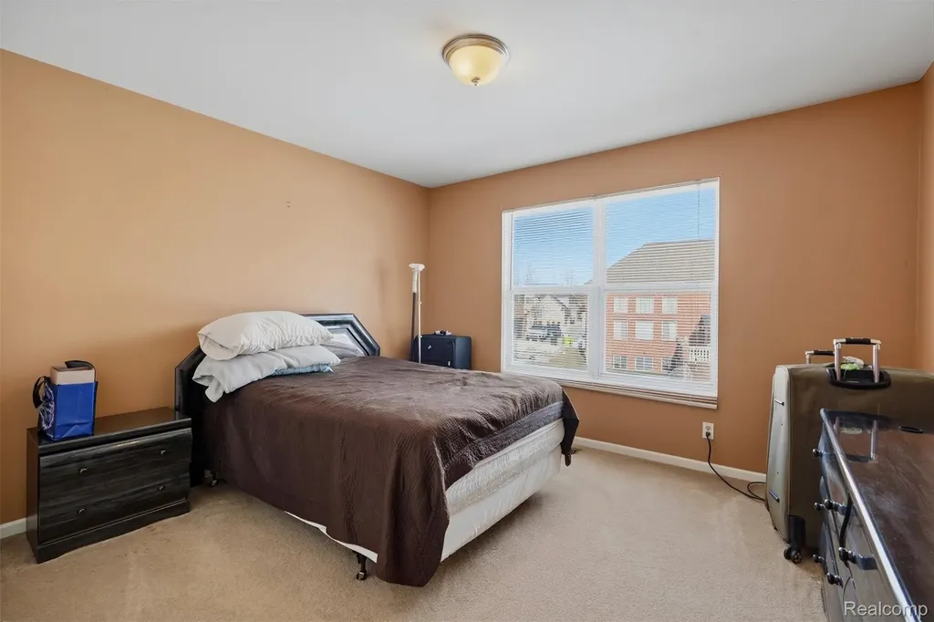 42575 Silverwood Drive Sterling Heights City MI 48314