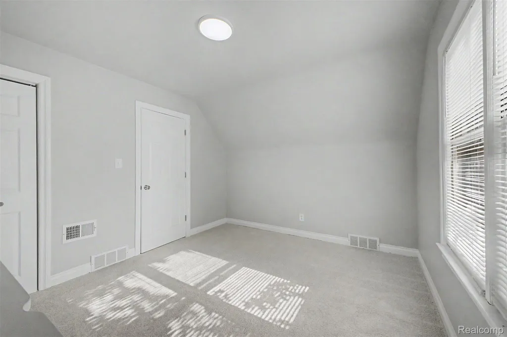 31980 Alvin Street Garden City City MI 48135