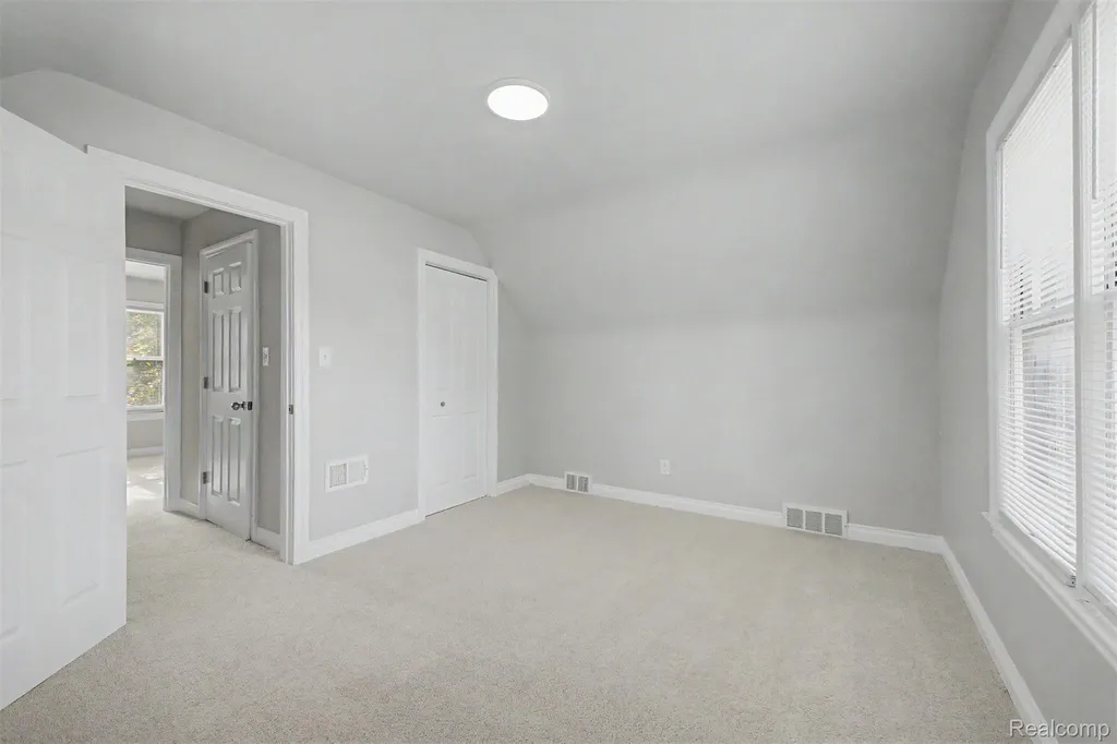 31980 Alvin Street Garden City City MI 48135