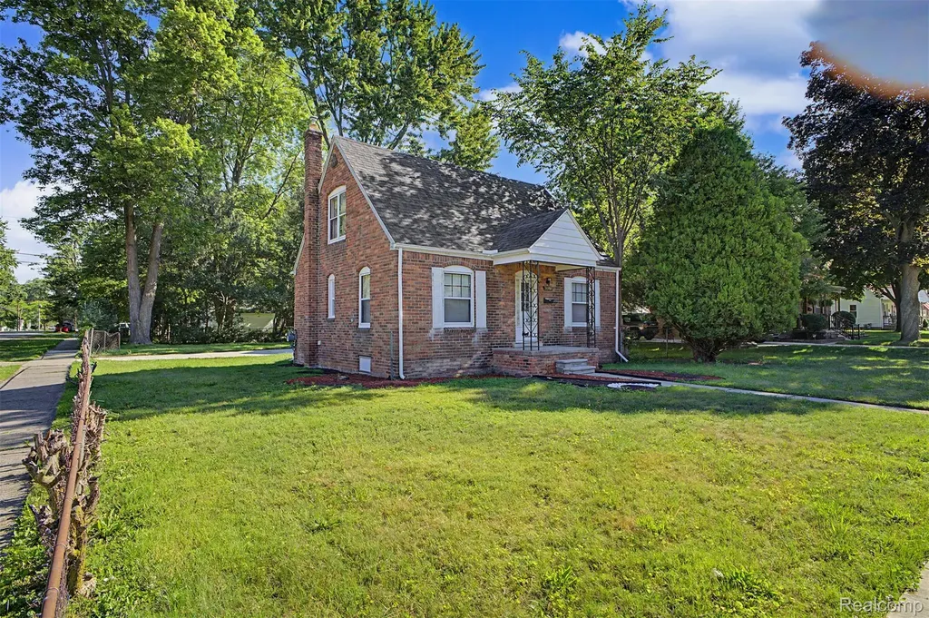 31980 Alvin Street Garden City City MI 48135