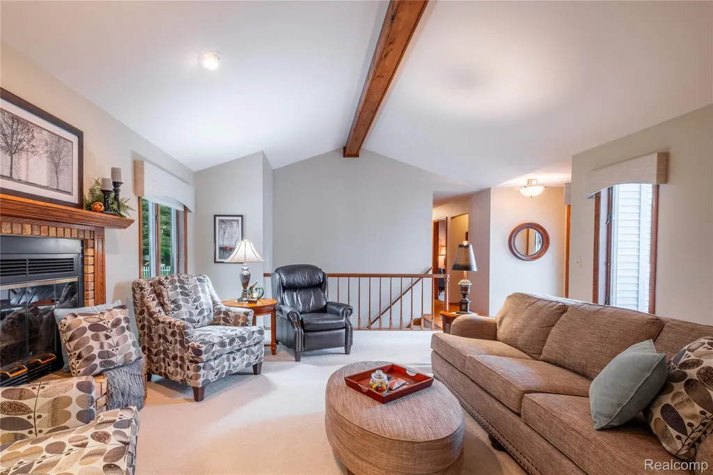 1109 S Lake Valley Drive Fenton Charter Township MI 48430