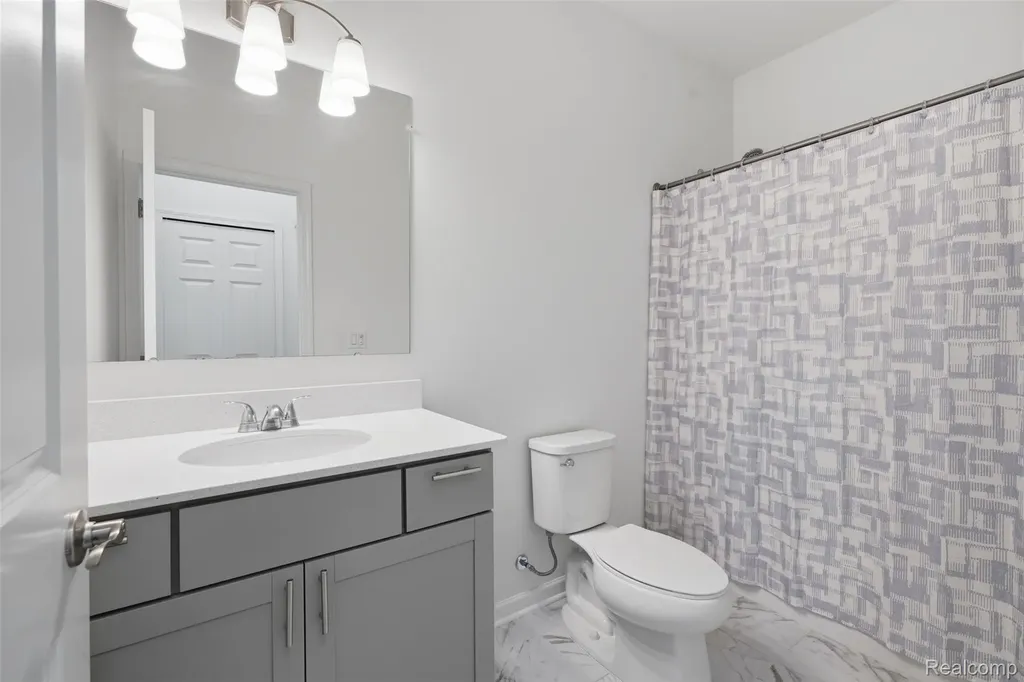 20633 Gidran Drive Lyon Charter Township MI 48178
