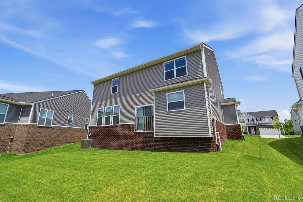 20633 Gidran Drive Lyon Charter Township MI 48178