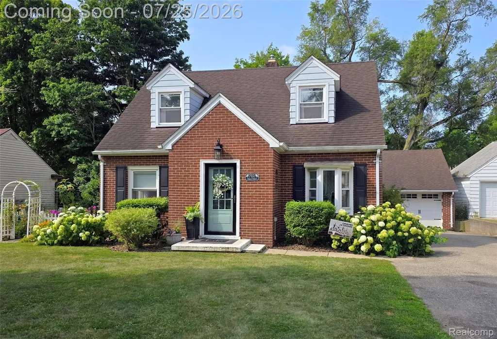 7551 Forest Street Dexter City MI 48130