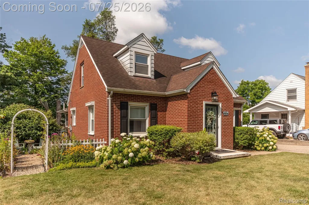 7551 Forest Street Dexter City MI 48130
