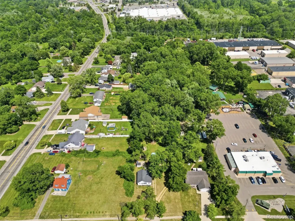 6520 N Hix Road Westland City MI 48185