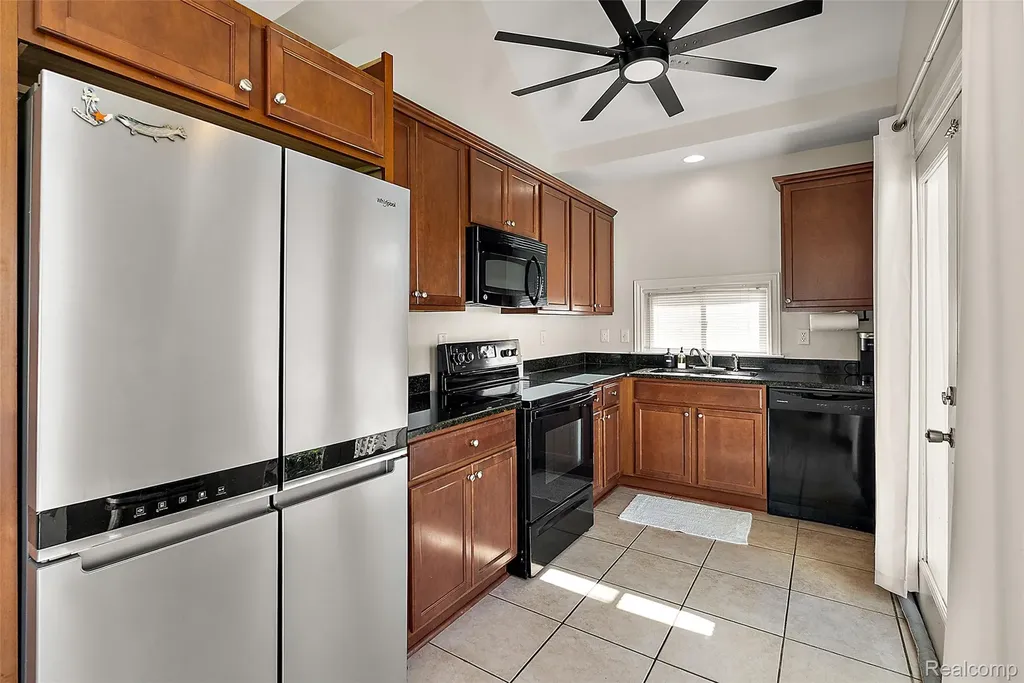 8449 Dixie Highway Ira Township MI 48023