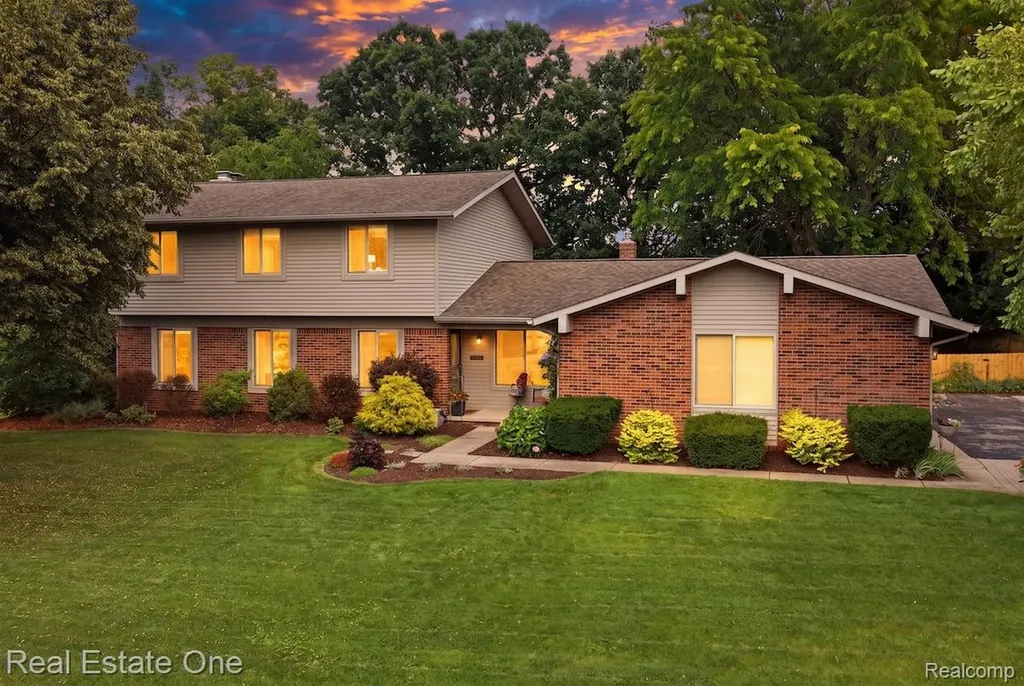 10947 Arbour Drive Brighton Township MI 48114