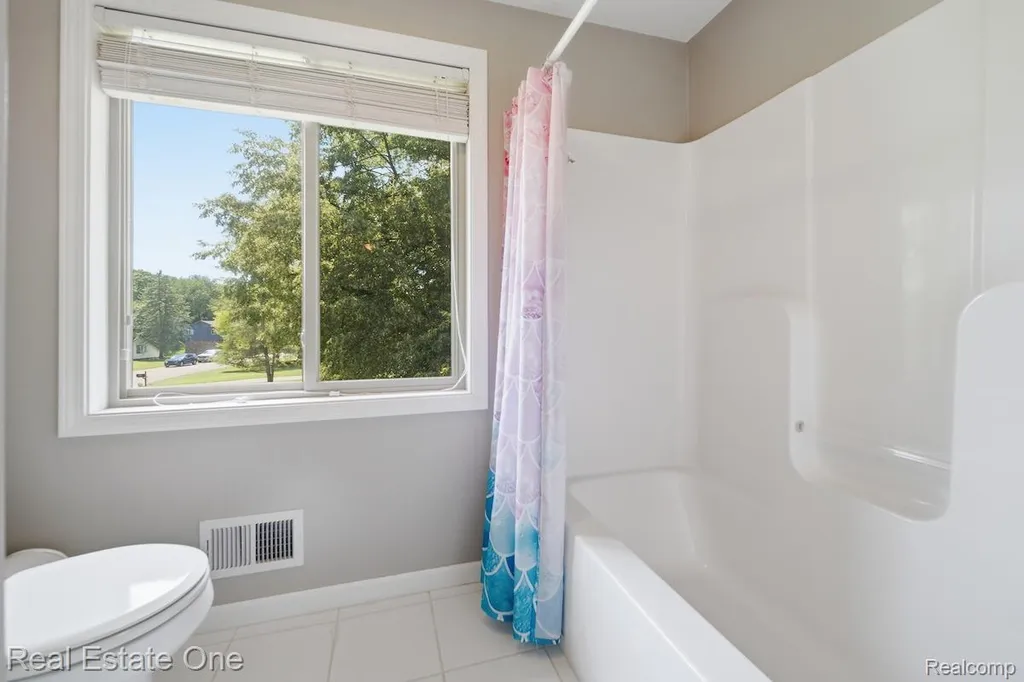 10947 Arbour Drive Brighton Township MI 48114