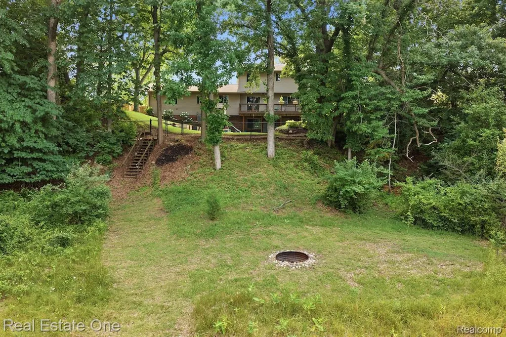 10947 Arbour Drive Brighton Township MI 48114