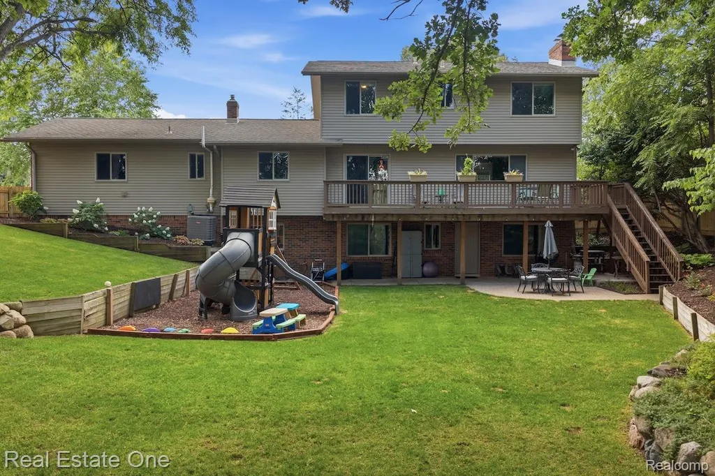 10947 Arbour Drive Brighton Township MI 48114