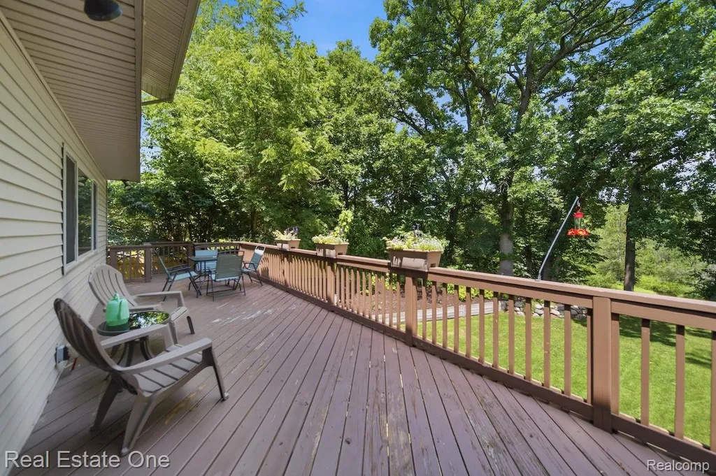 10947 Arbour Drive Brighton Township MI 48114