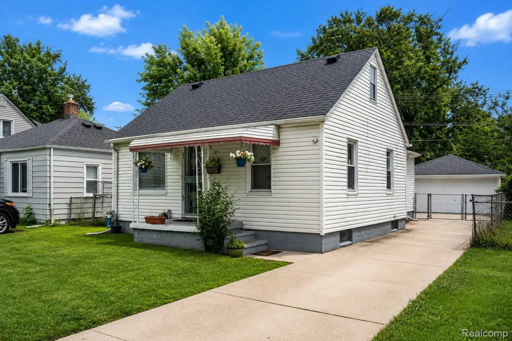 4516 Fleming Street Dearborn Heights City MI 48125