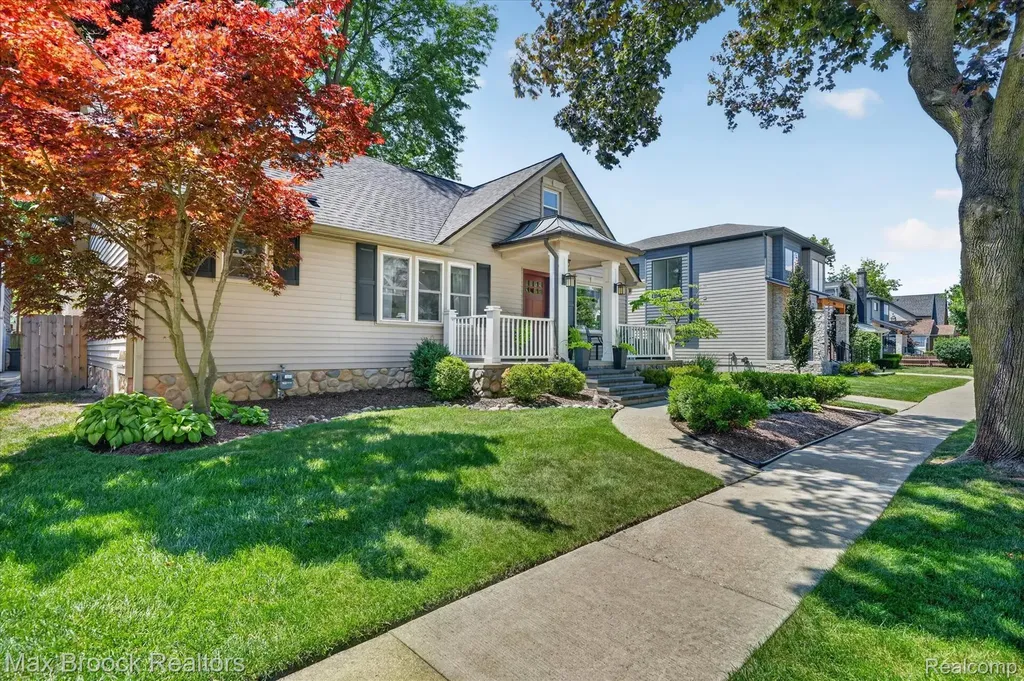1320 Cole Street Birmingham City MI 48009
