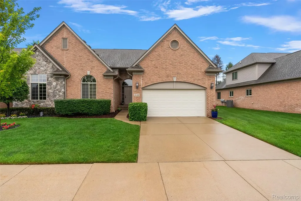 2681 Kentwood Drive Shelby Charter Township MI 48316