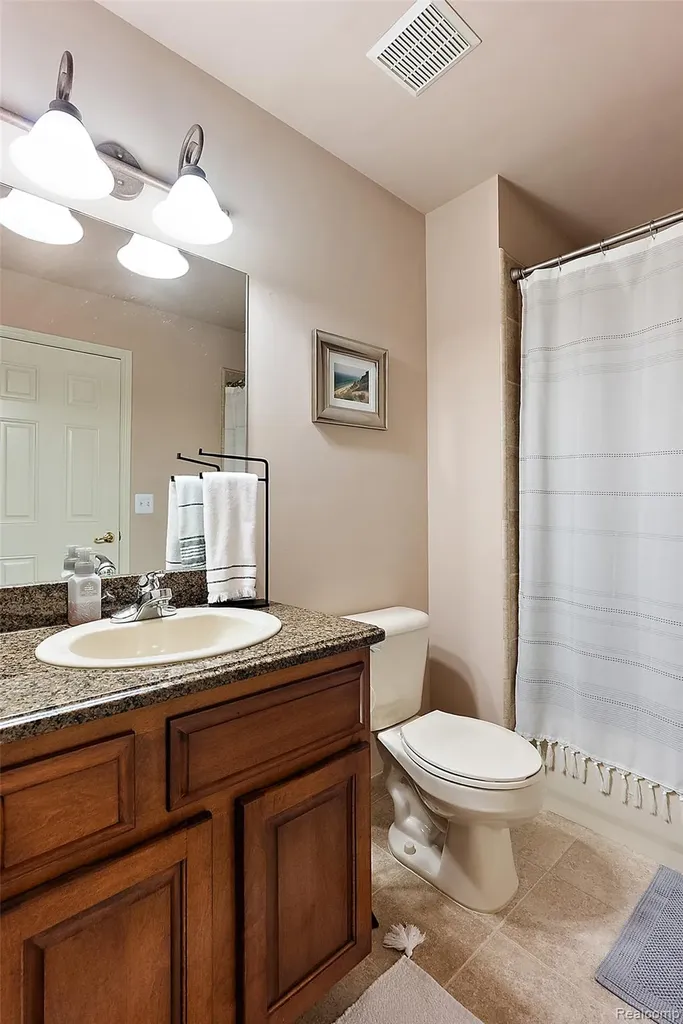2681 Kentwood Drive Shelby Charter Township MI 48316