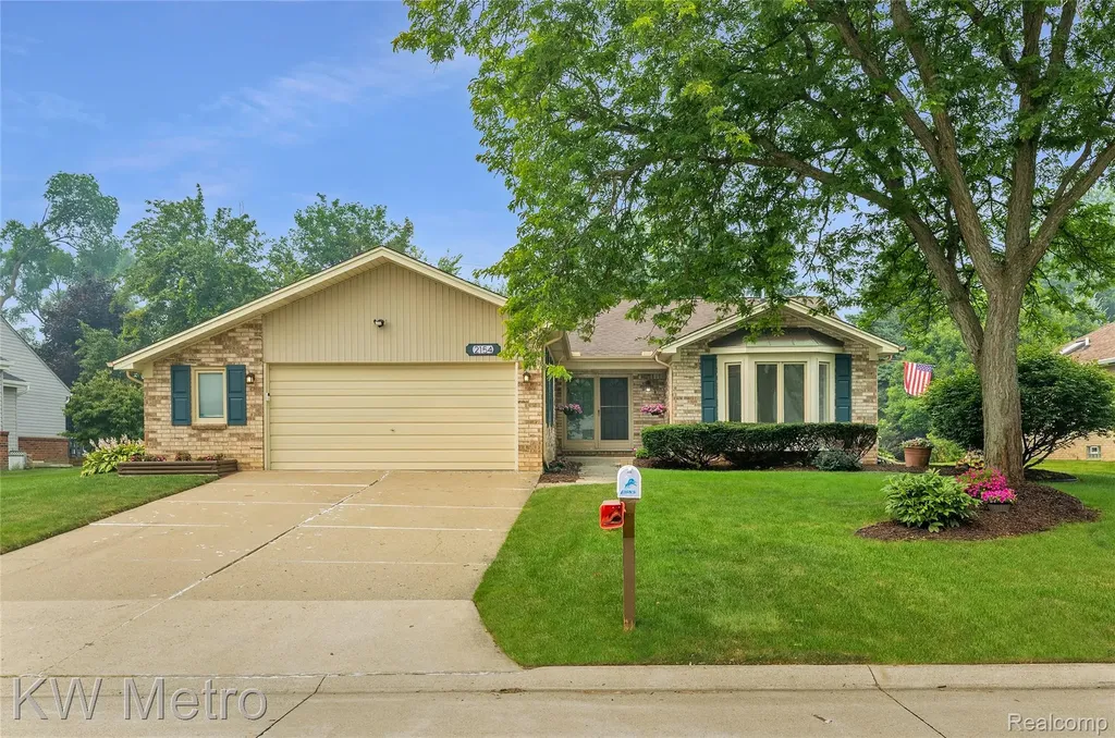 2154 Warrington Road Rochester Hills City MI 48307
