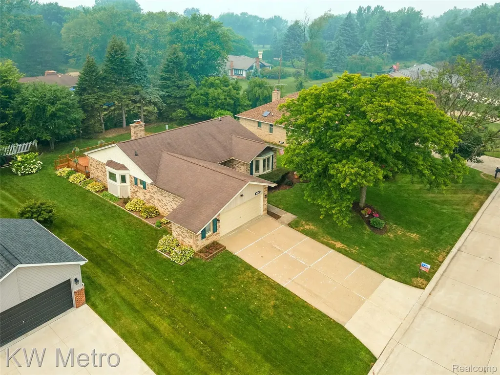2154 Warrington Road Rochester Hills City MI 48307