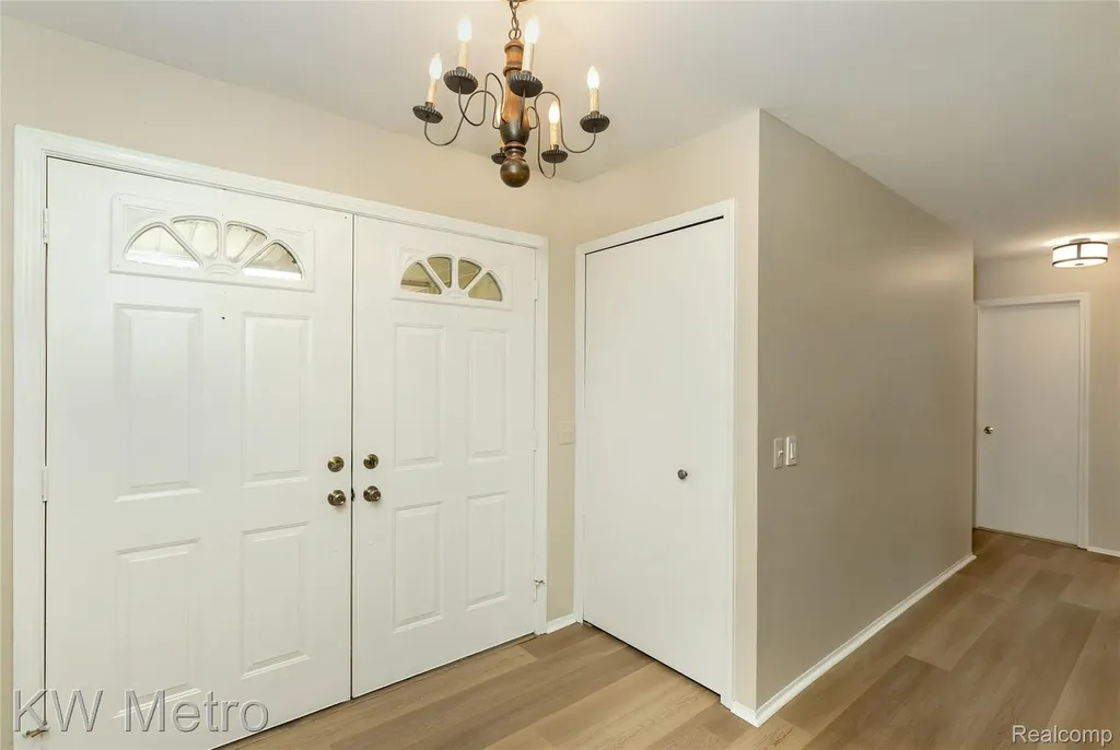 2154 Warrington Road Rochester Hills City MI 48307