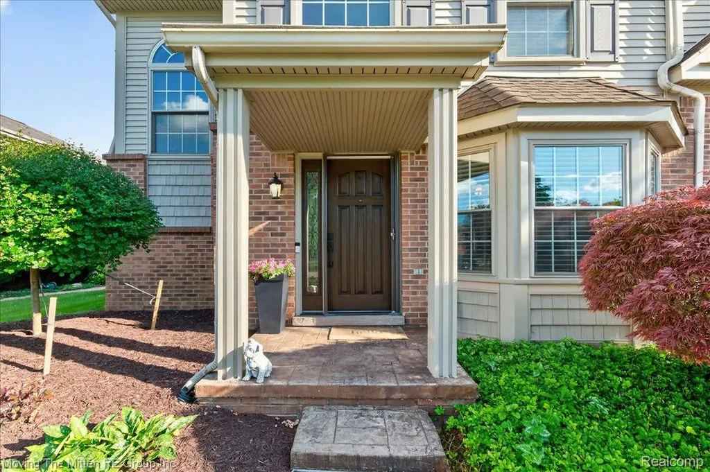 41575 Pheasant Creek Drive Canton Charter Township MI 48188