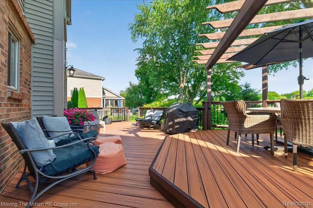 41575 Pheasant Creek Drive Canton Charter Township MI 48188