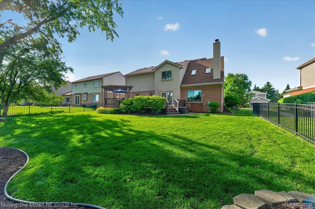 41575 Pheasant Creek Drive Canton Charter Township MI 48188