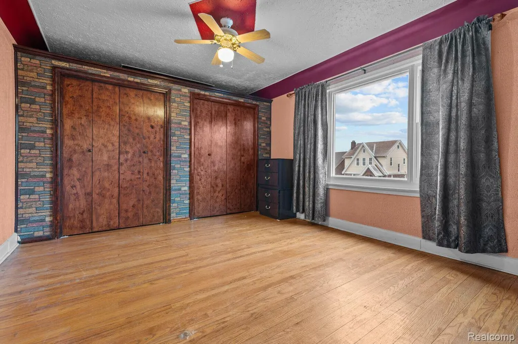 6838 Hartwell Street Dearborn City MI 48126