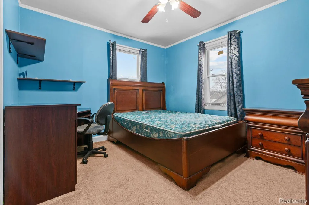 6838 Hartwell Street Dearborn City MI 48126