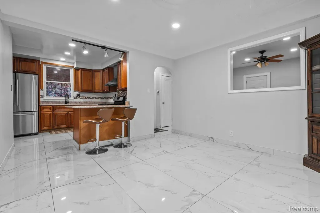 6838 Hartwell Street Dearborn City MI 48126