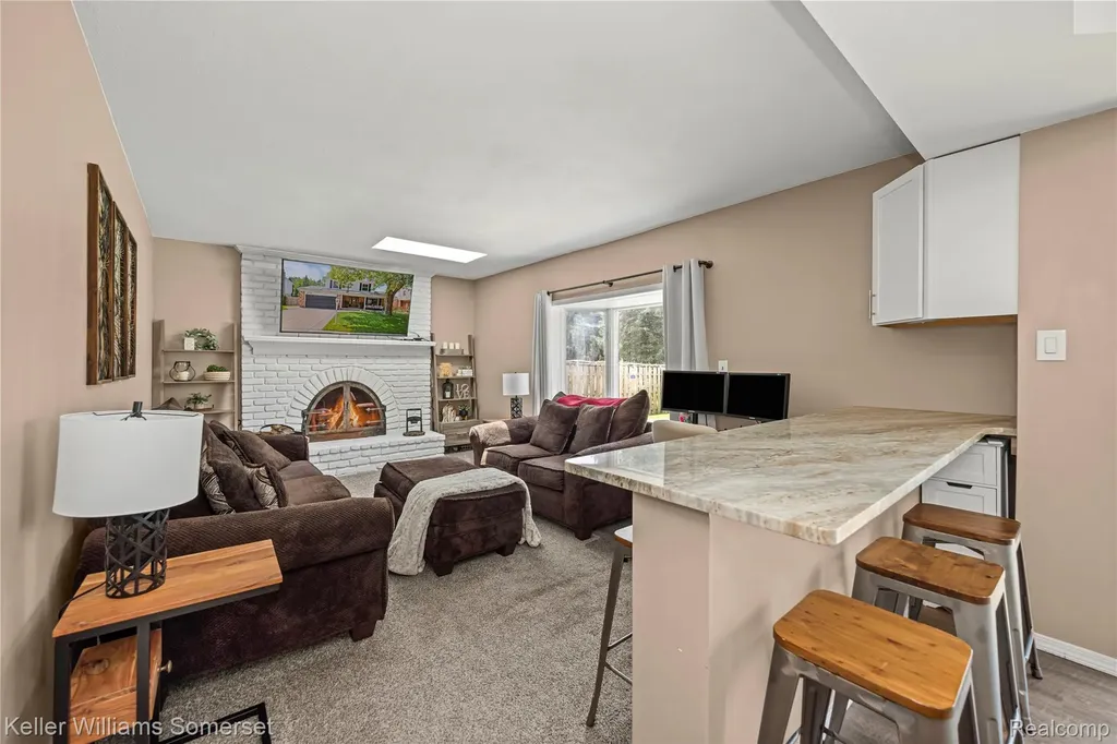 5795 Limestone Drive Troy City MI 48085