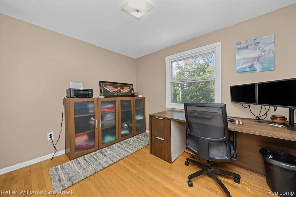 5795 Limestone Drive Troy City MI 48085