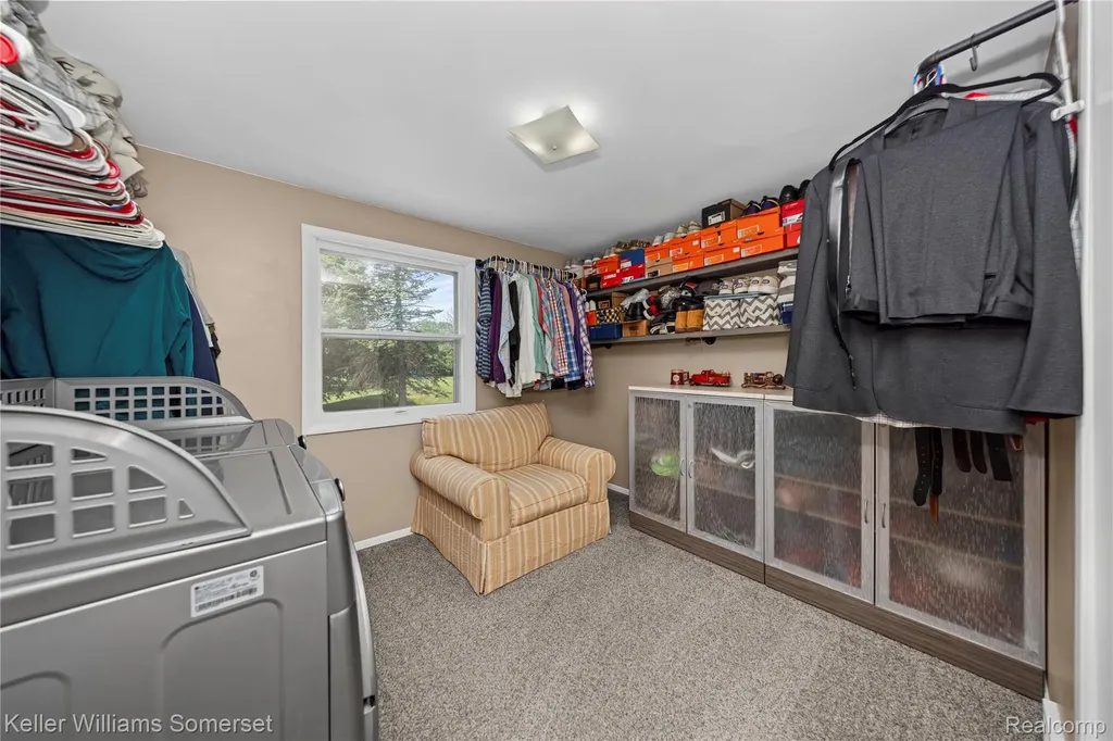 5795 Limestone Drive Troy City MI 48085