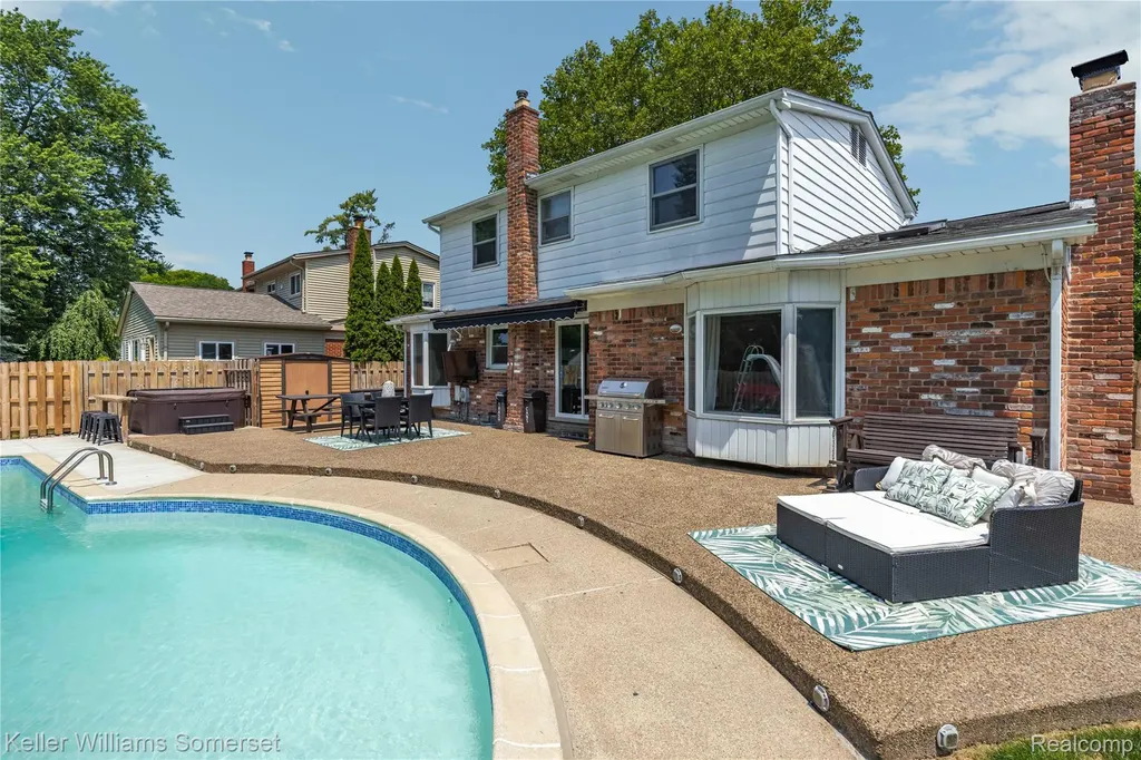 5795 Limestone Drive Troy City MI 48085
