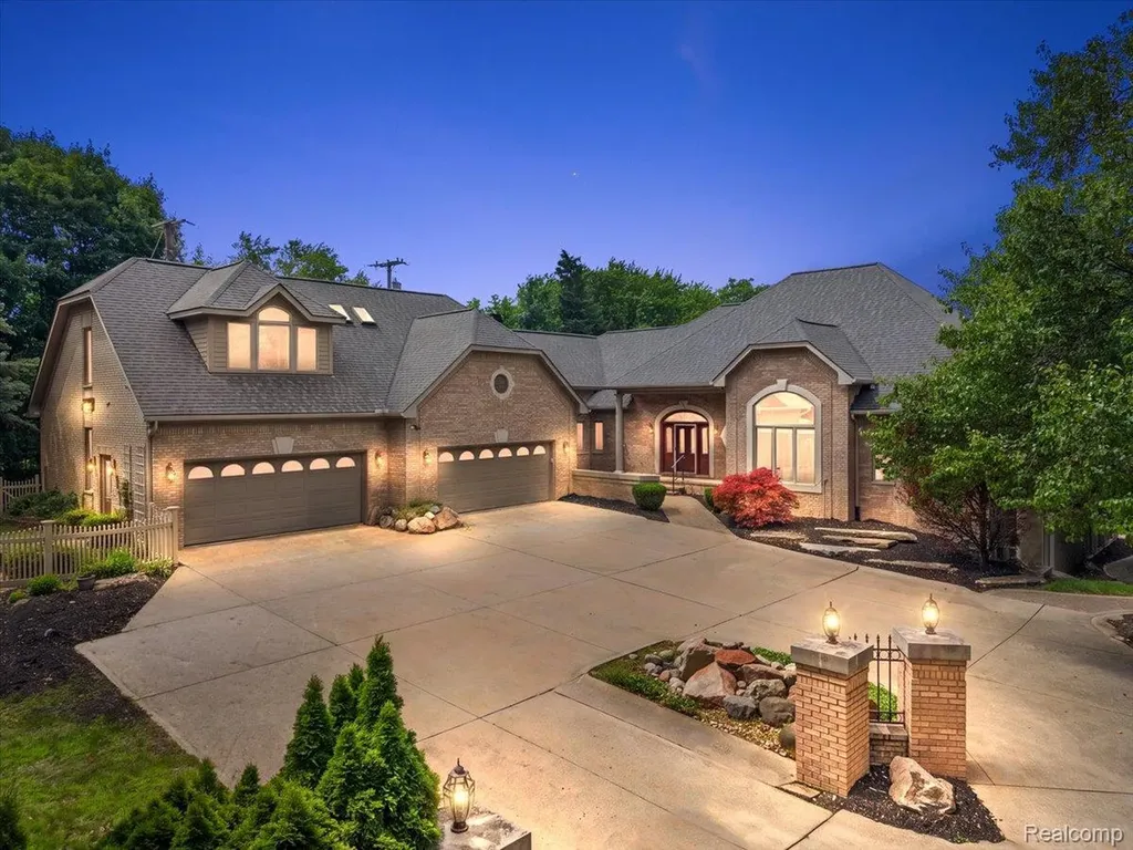 901 Spring Drive Northville Township MI 48167