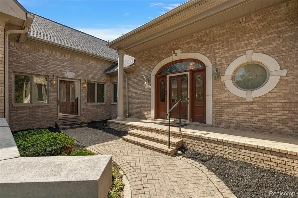 901 Spring Drive Northville Township MI 48167