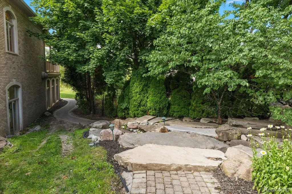 901 Spring Drive Northville Township MI 48167