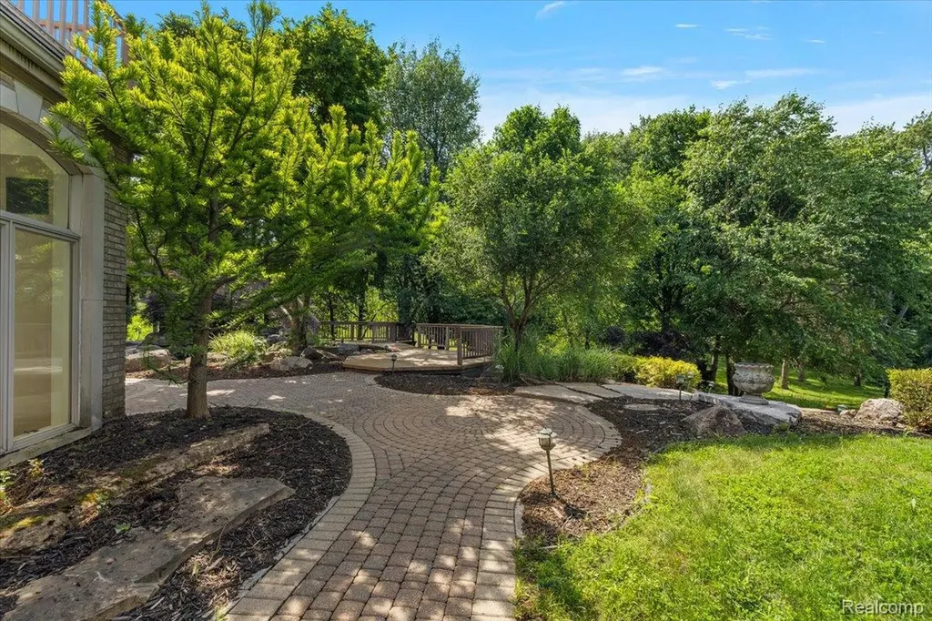 901 Spring Drive Northville Township MI 48167
