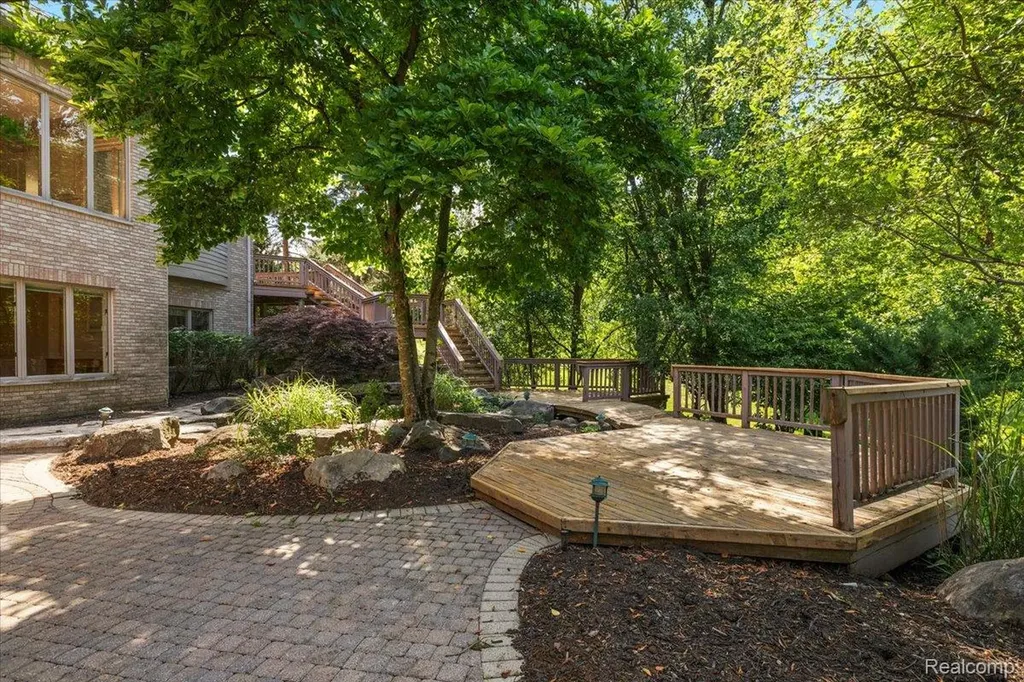 901 Spring Drive Northville Township MI 48167