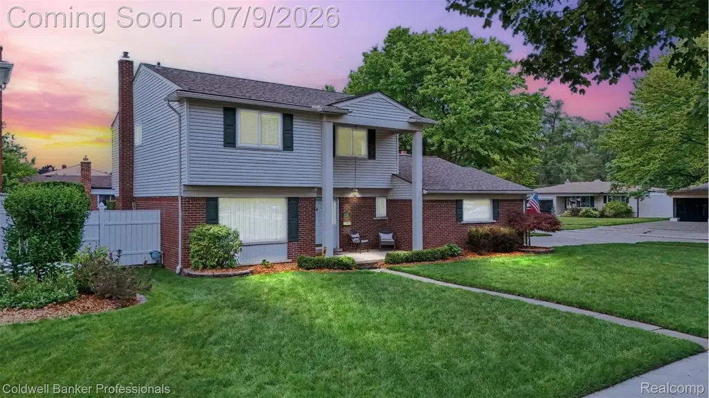 8731 Paulina Drive Sterling Heights City MI 48312