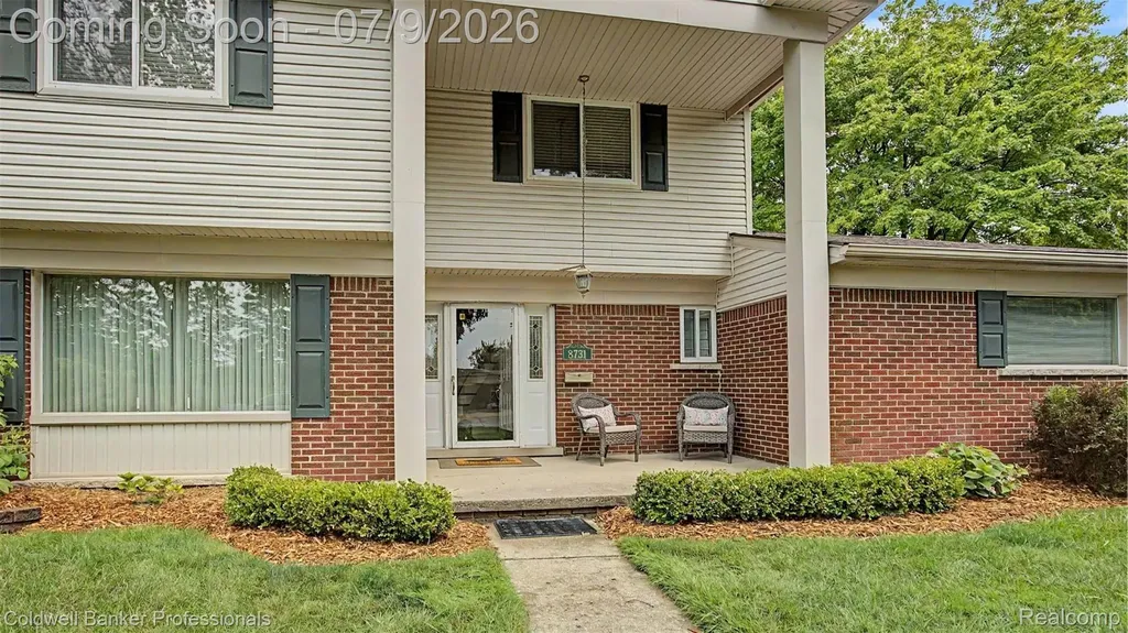 8731 Paulina Drive Sterling Heights City MI 48312