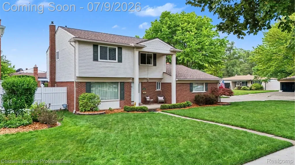 8731 Paulina Drive Sterling Heights City MI 48312