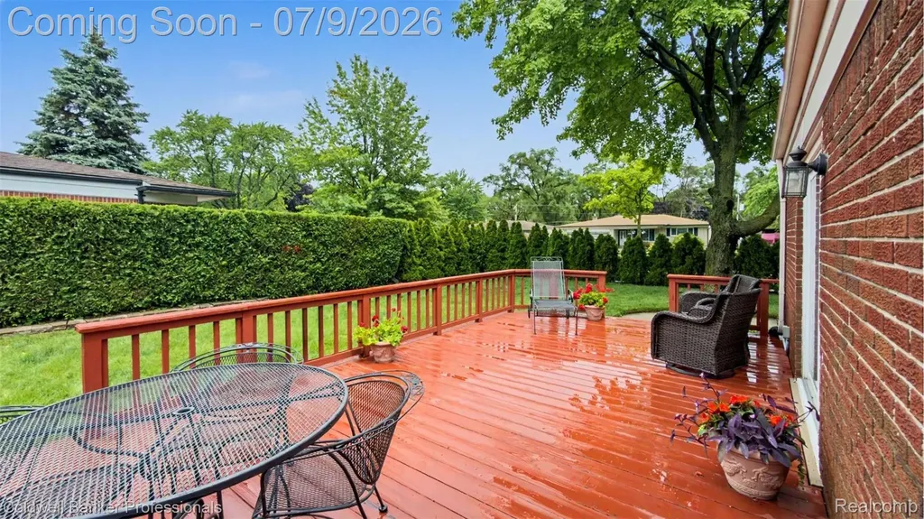 8731 Paulina Drive Sterling Heights City MI 48312