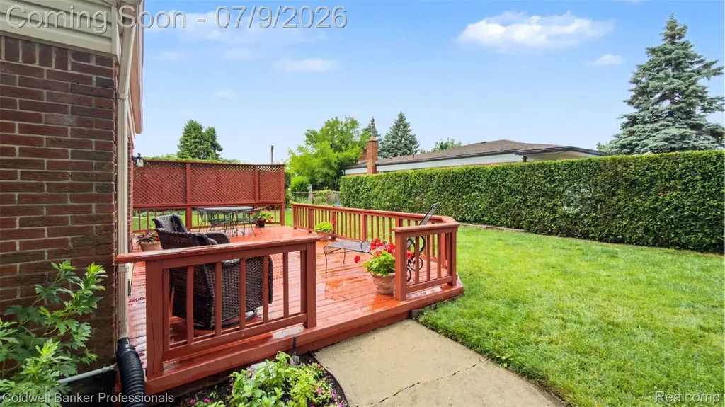 8731 Paulina Drive Sterling Heights City MI 48312