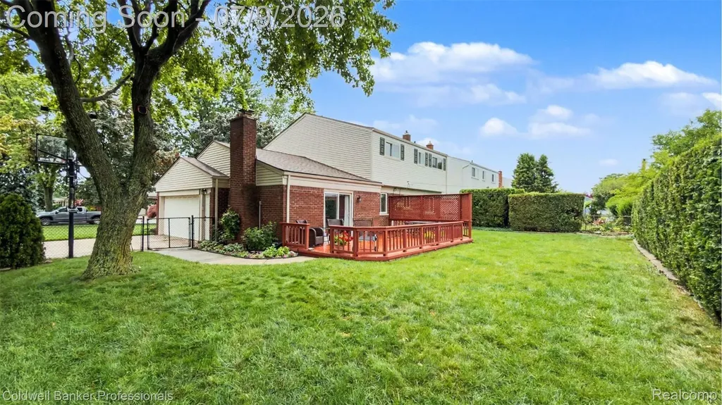 8731 Paulina Drive Sterling Heights City MI 48312