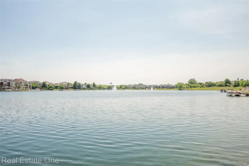 18218 Clairmont Circle E Northville Township MI 48168